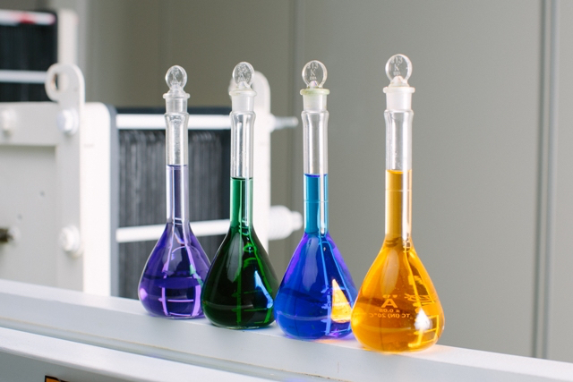 1.7M Vanadium Electrolyte For Vanadium Redox Flow Battery VRFB - China Vanadium 