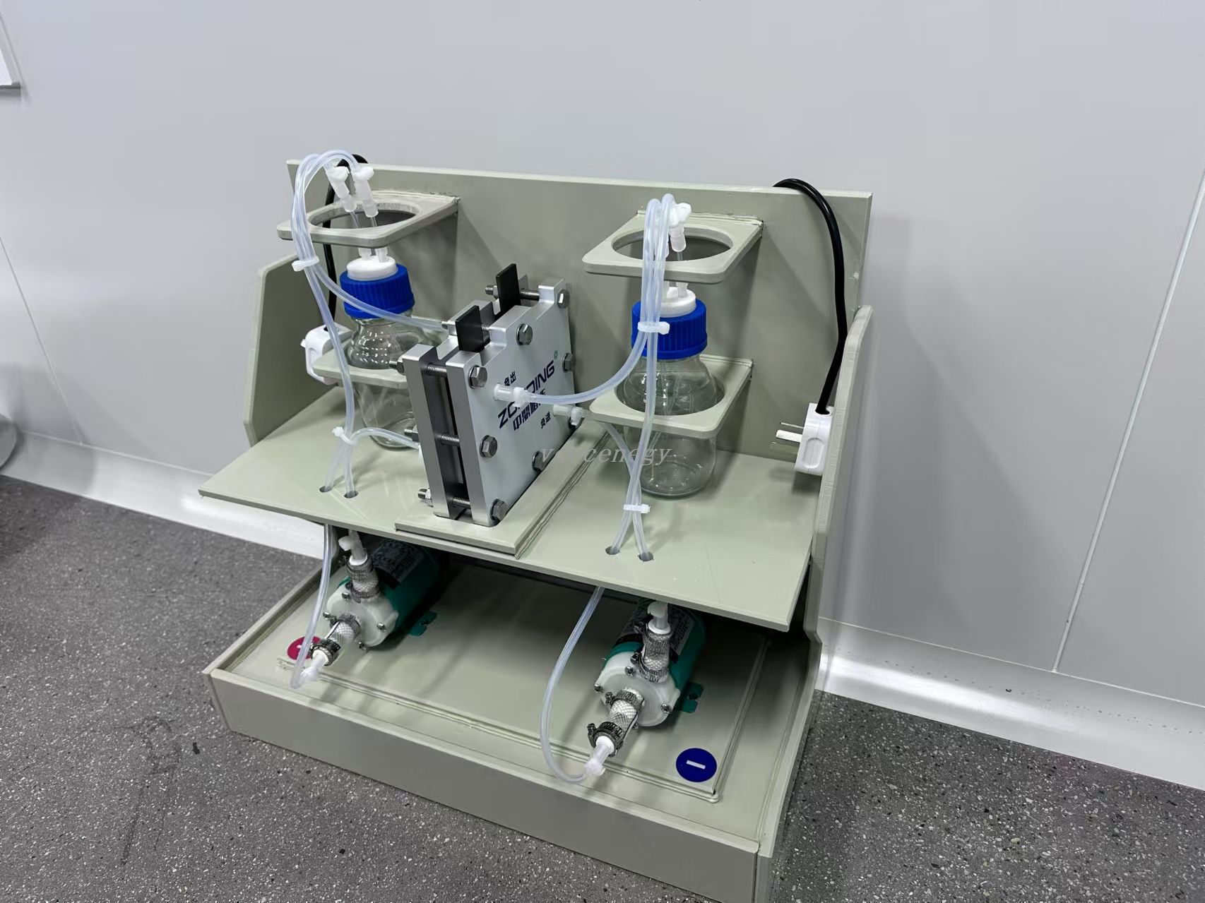 VFB Vanadium Redox Flow Battery Testing Platform