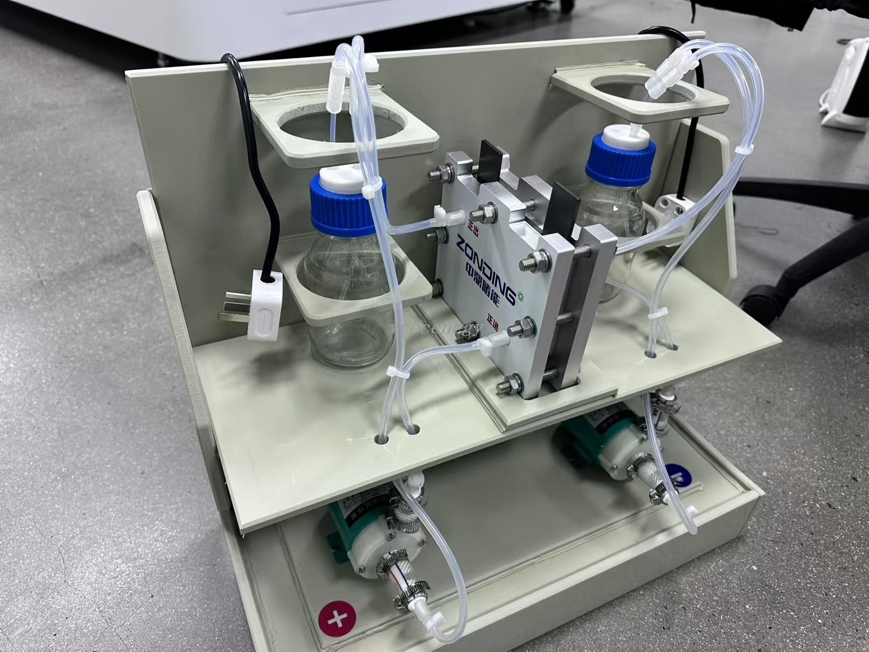 VFB Vanadium Redox Flow Battery Testing Platform