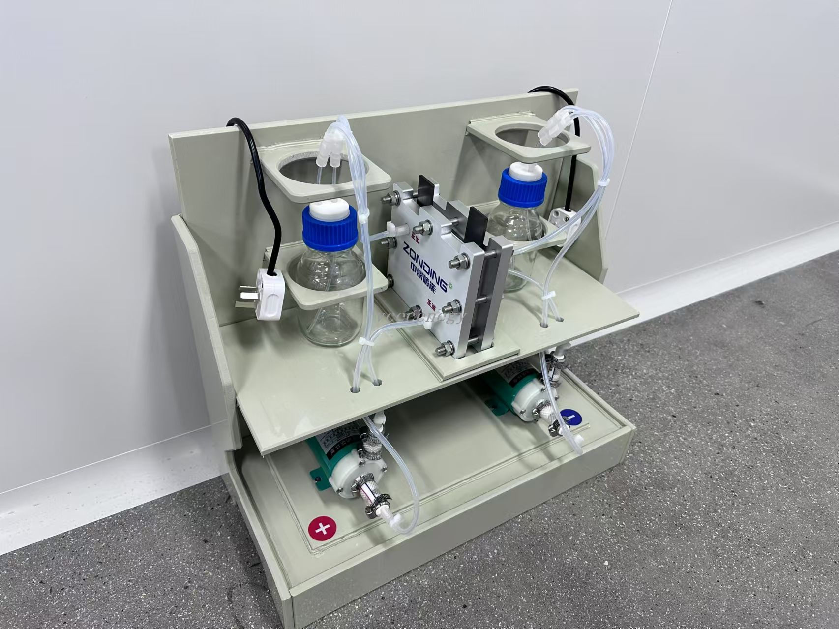 VFB Vanadium Redox Flow Battery Testing Platform