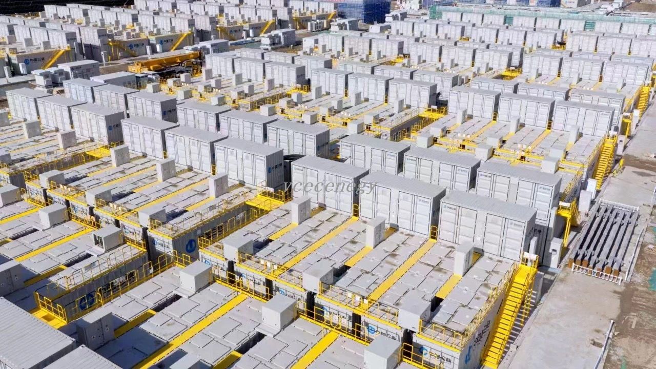 250KW1000KWH Vanadium Redox Flow Battery Energy Storage VESS For Large Scale Project